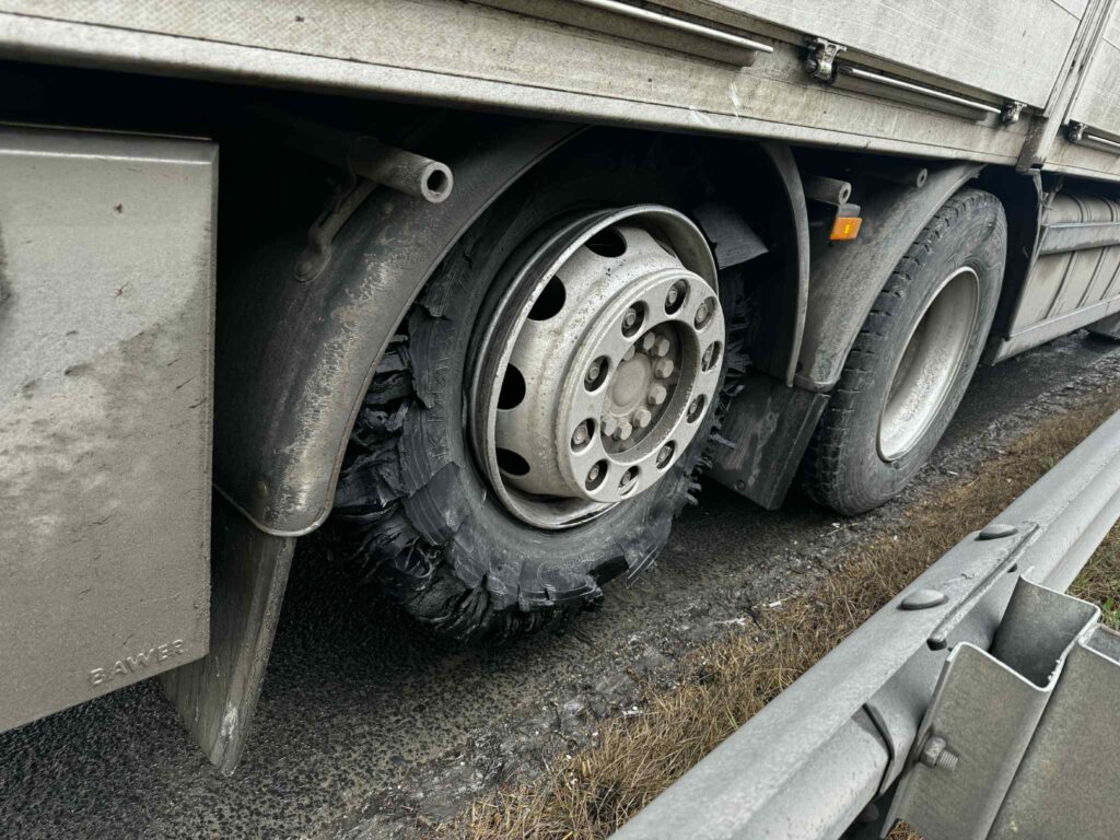 tejer gumi M3 autópálya 